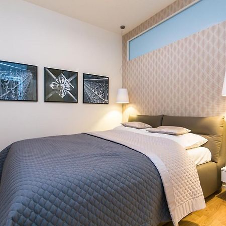 Top Location Old Town Brand New 2Bd Apartment Praha Bagian luar foto